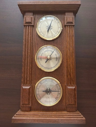 Hygrometer barometer - hygrometer,